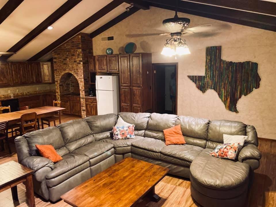 Hotel Riverstone Cabins Leakey Exterior foto
