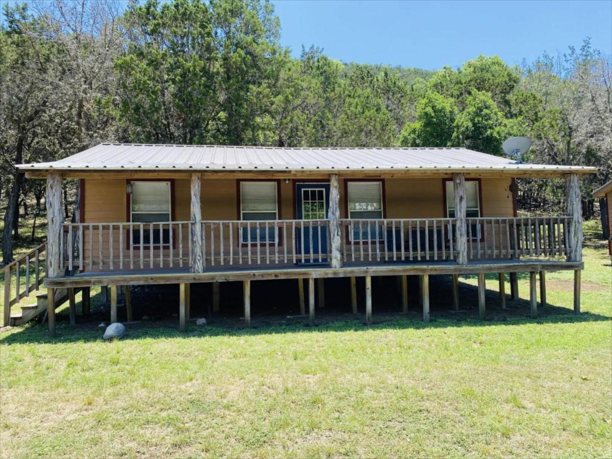Hotel Riverstone Cabins Leakey Exterior foto